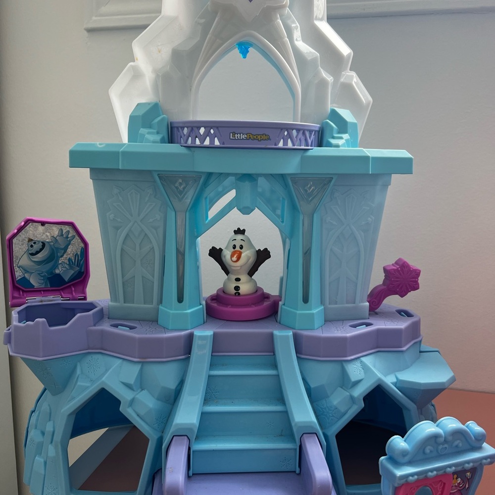 Frozen Castle Playset - Blue and Purple